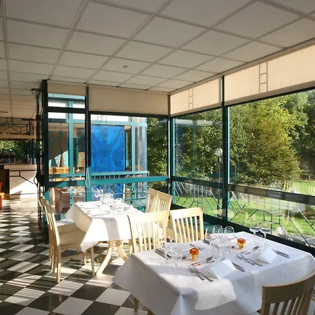 Domaine De Volkrange Hotel