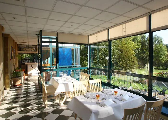 Domaine De Volkrange Hotel