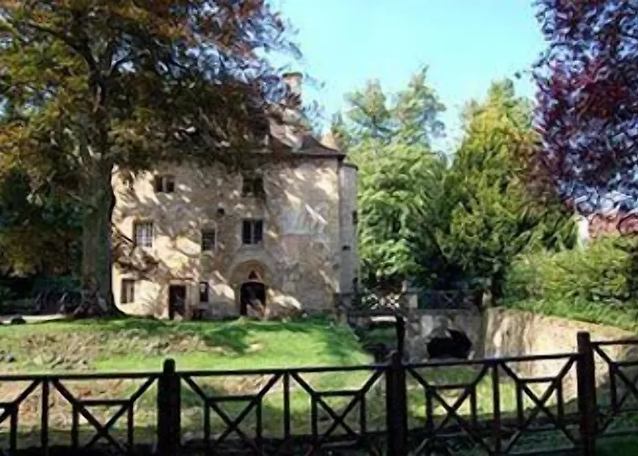Domaine De Volkrange Hotel 3*